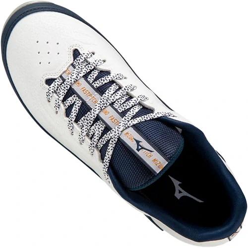 Mizuno 9-Spike Swift 8