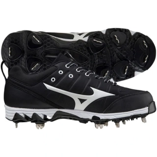 Mizuno 9-Spike Swift 7